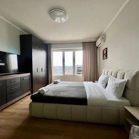 Amazing View Central 1 Bedroom Apartment Πάζαρτζικ Εξωτερικό φωτογραφία