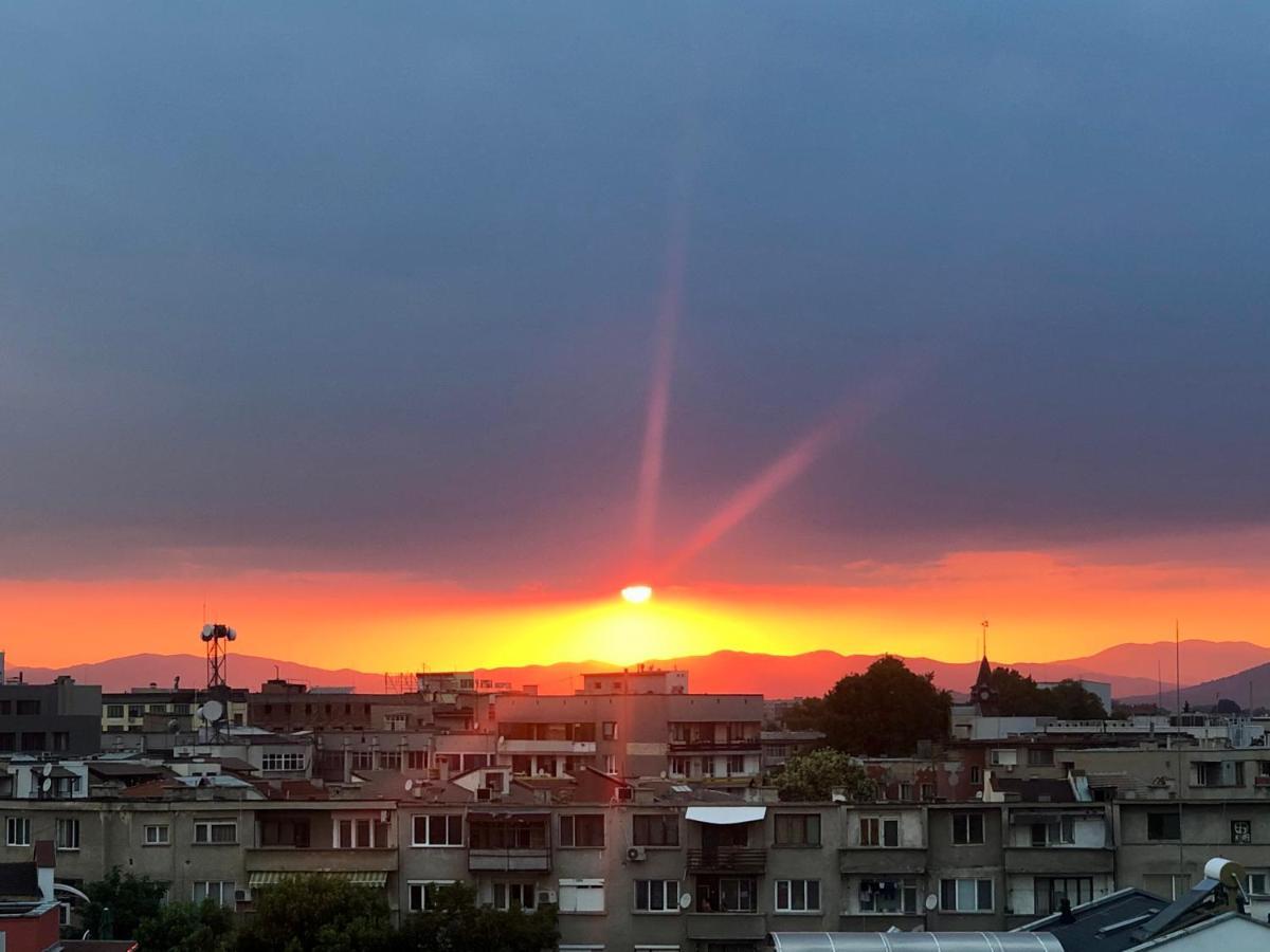 Amazing View Central 1 Bedroom Apartment Πάζαρτζικ Εξωτερικό φωτογραφία