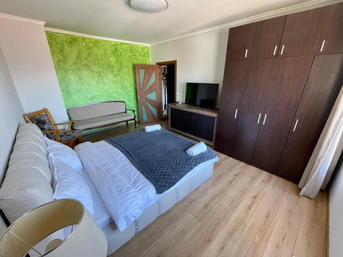 Amazing View Central 1 Bedroom Apartment Πάζαρτζικ Εξωτερικό φωτογραφία